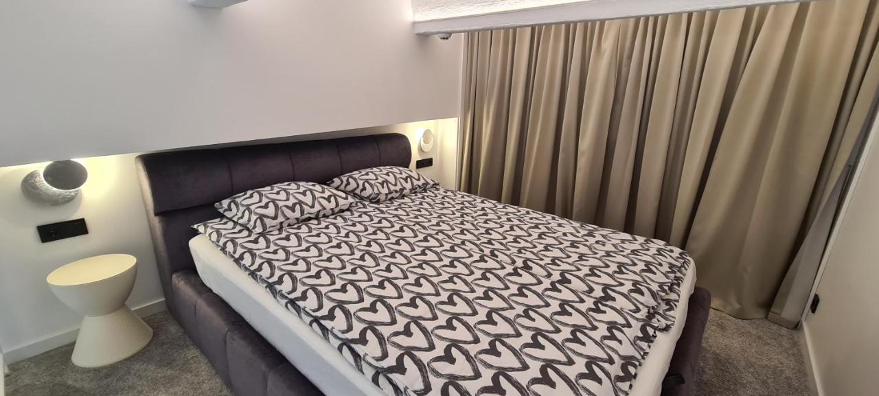 Stay In Kaunas & Radio City - Free Parking Bagian luar foto
