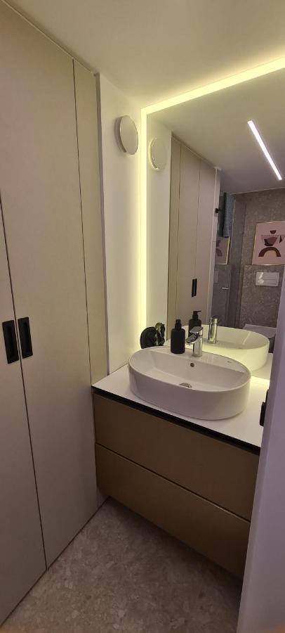 Stay In Kaunas & Radio City - Free Parking Bagian luar foto